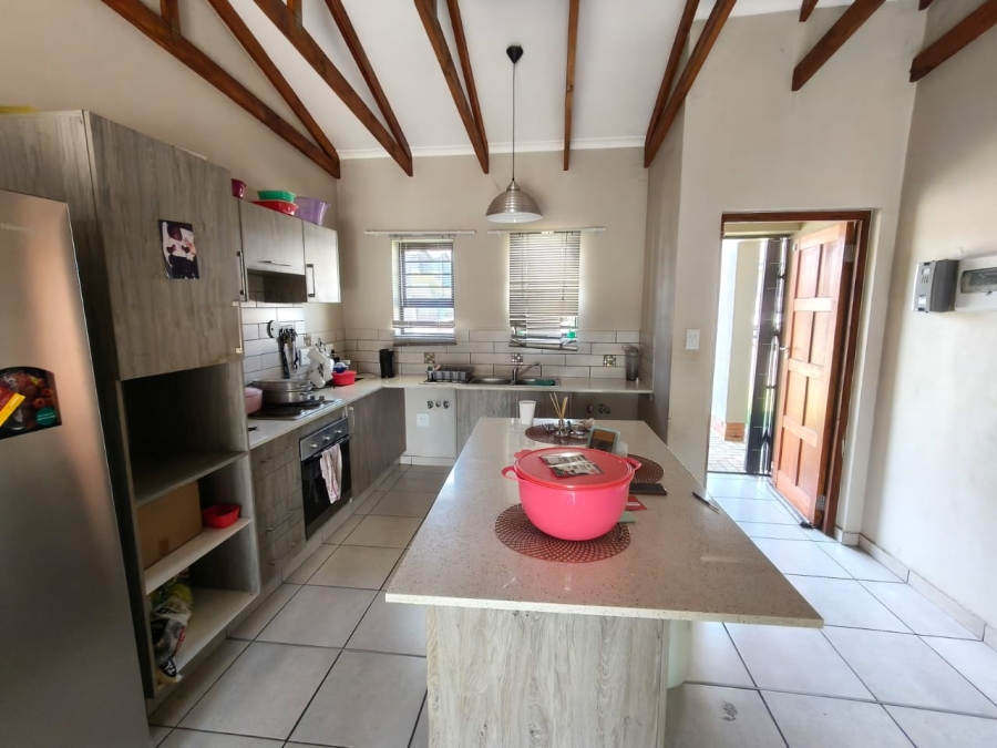 3 Bedroom Property for Sale in Waterkloof North West